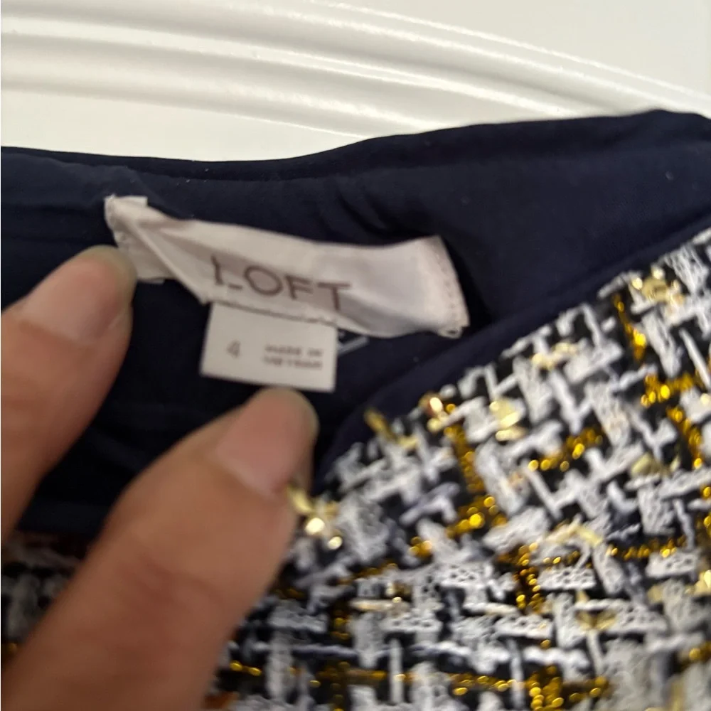 LOFT Black and Gold Tweed Mini Skirt - Picture 4 of 4